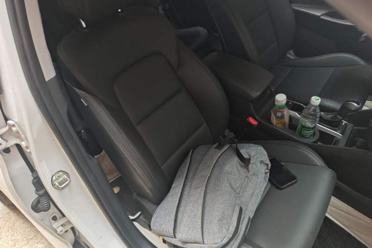 Used Hyundai Tucson 2015 1.6T Dual-Clutch Two-Wheel-Drive Smart Model Right Front Seat