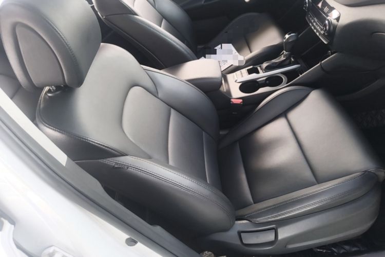Used Hyundai Tucson 2015 1.6T Dual-Clutch Two-Wheel-Drive Smart Model Right Front Seat