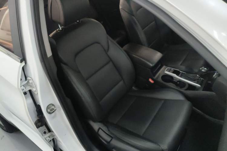 Used Hyundai Tucson 2015 1.6T Dual-Clutch Two-Wheel-Drive Smart Model Right Front Seat