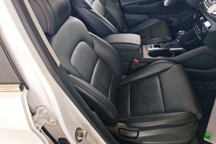 Used Hyundai Tucson 2015 1.6T Dual-Clutch Two-Wheel-Drive Smart Model Right Front Seat