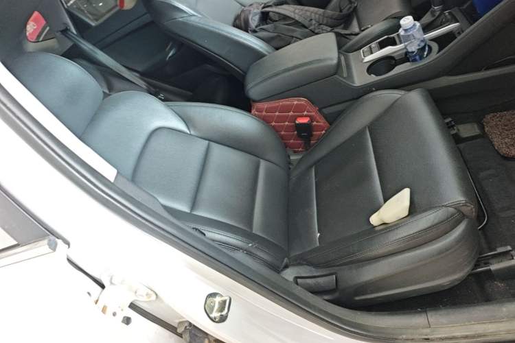 Used Hyundai Tucson 2015 1.6T Dual-Clutch Two-Wheel-Drive Smart Model Right Front Seat