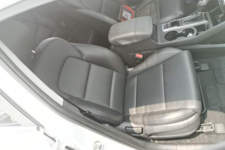 Used Hyundai Tucson 2015 1.6T Dual-Clutch Two-Wheel-Drive Smart Model Right Front Seat