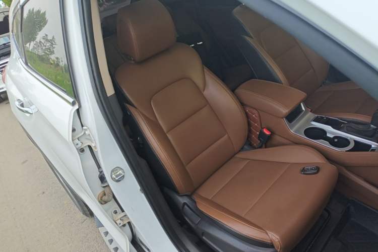 Used Hyundai Tucson 2015 1.6T Dual-Clutch Two-Wheel-Drive Smart Model Right Front Seat