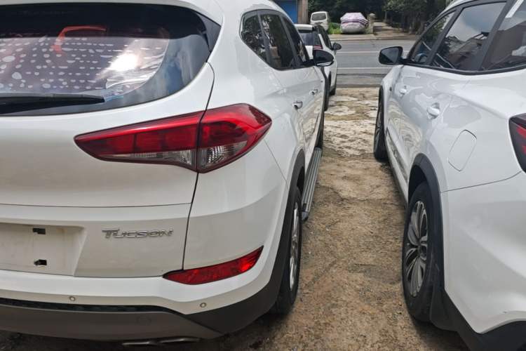 Used Hyundai Tucson 2015 1.6T Dual-Clutch Two-Wheel-Drive Smart Model Right Rear Taillight