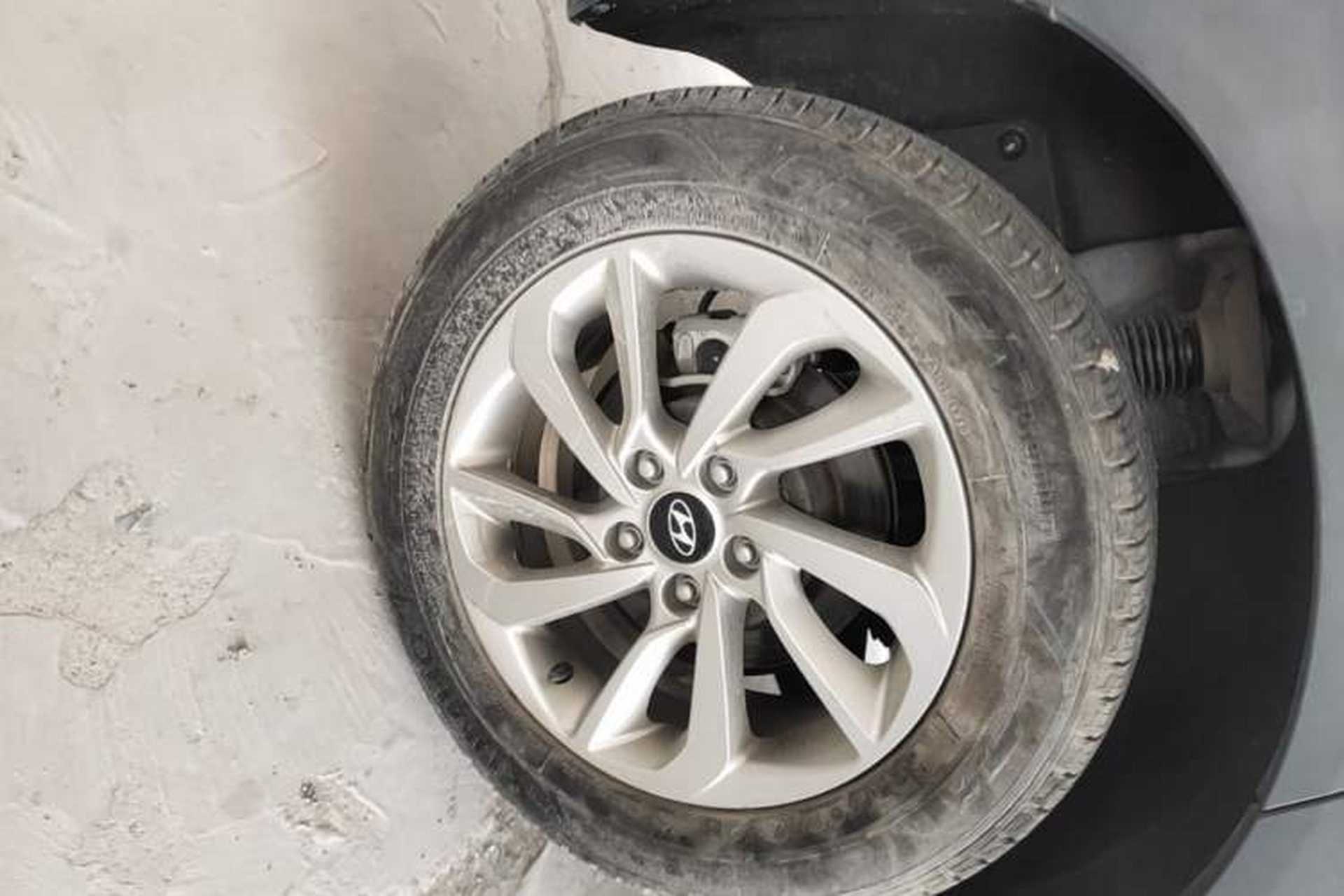 Used Hyundai Tucson 2015 1.6T Dual-Clutch Two-Wheel-Drive Smart Model Right Rear Wheel Hub