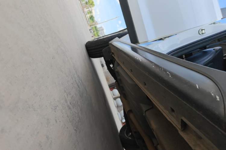 Used Hyundai Tucson 2015 1.6T Dual-Clutch Two-Wheel-Drive Smart Model Right Side Sill