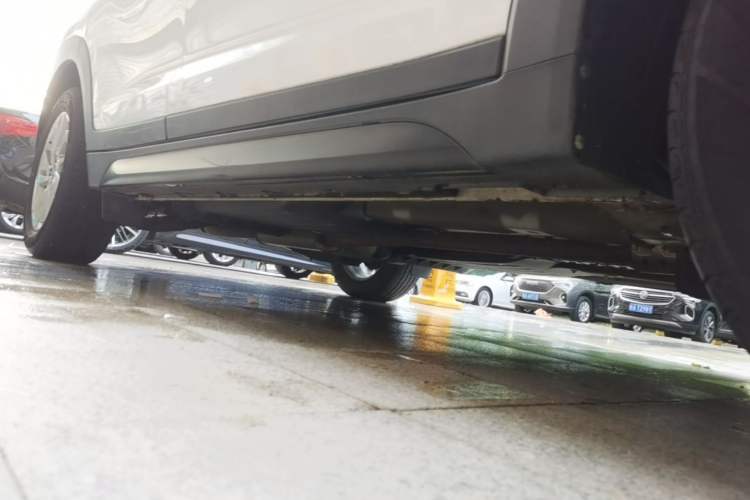 Used Hyundai Tucson 2015 1.6T Dual-Clutch Two-Wheel-Drive Smart Model Right Side Sill