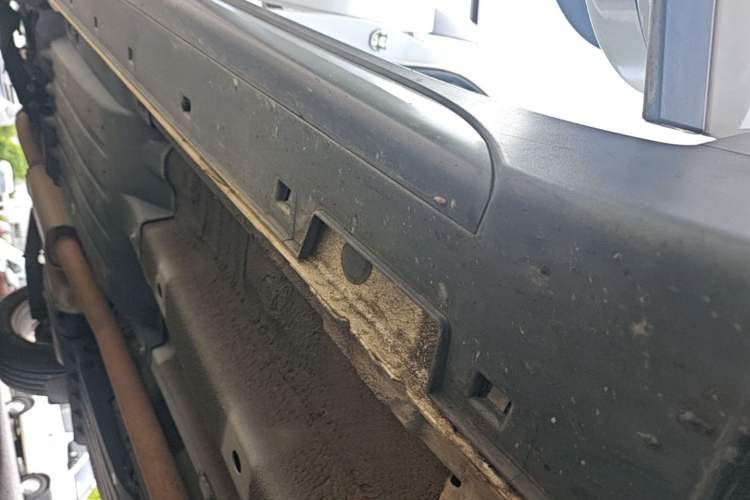 Used Hyundai Tucson 2015 1.6T Dual-Clutch Two-Wheel-Drive Smart Model Right Side Sill