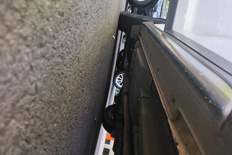 Used Hyundai Tucson 2015 1.6T Dual-Clutch Two-Wheel-Drive Smart Model Right Side Sill