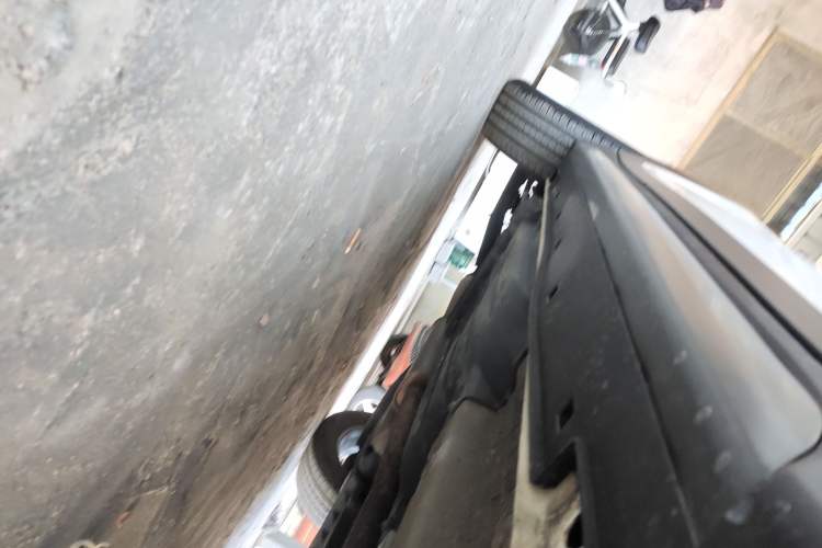Used Hyundai Tucson 2015 1.6T Dual-Clutch Two-Wheel-Drive Smart Model Right Side Sill