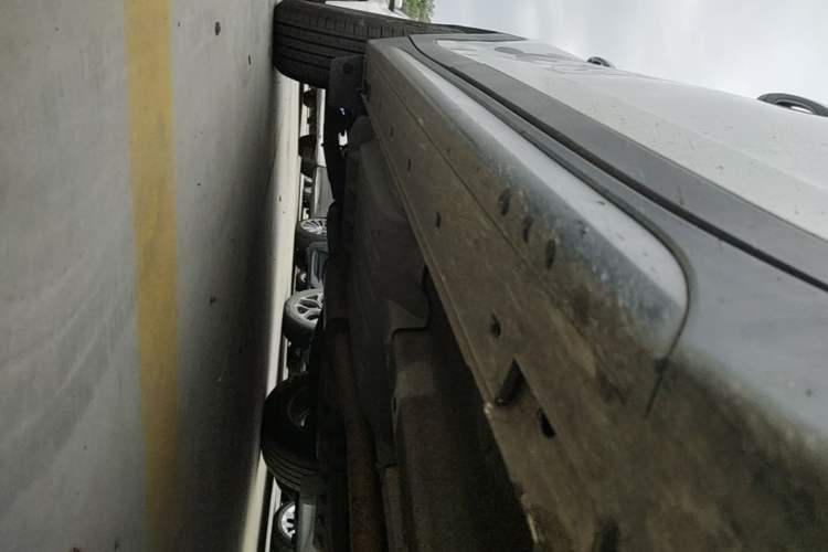 Used Hyundai Tucson 2015 1.6T Dual-Clutch Two-Wheel-Drive Smart Model Right Side Sill