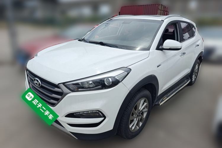 Used Hyundai Tucson 2015 1.6T Dual-Clutch Two-Wheel-Drive Smart Model Guazi used car, China used car export, Used car for sale, Used Hyundai cars, Cheapest cars for sale