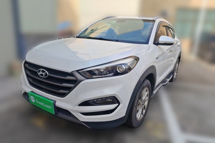 Used Hyundai Tucson 2015 1.6T Dual-Clutch Two-Wheel-Drive Smart Model Guazi used car, China used car export, Used car for sale, Used  cars, Cheapest cars for sale