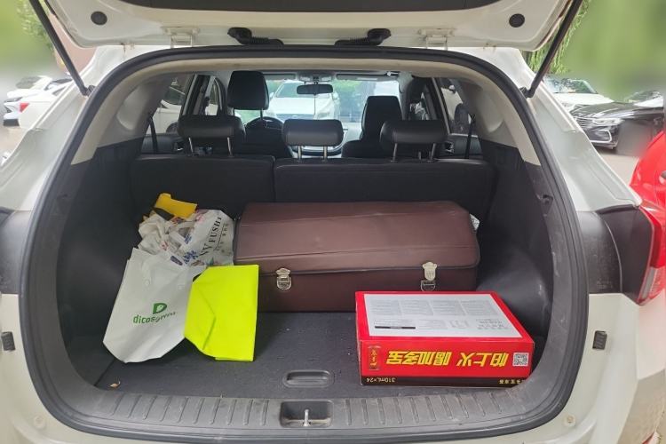Used Hyundai Tucson 2015 1.6T Dual-Clutch Two-Wheel-Drive Smart Model Trunk