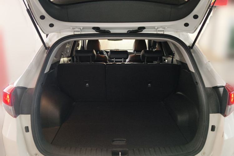 Used Hyundai Tucson 2015 1.6T Dual-Clutch Two-Wheel-Drive Smart Model Trunk