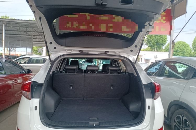 Used Hyundai Tucson 2015 1.6T Dual-Clutch Two-Wheel-Drive Smart Model Trunk