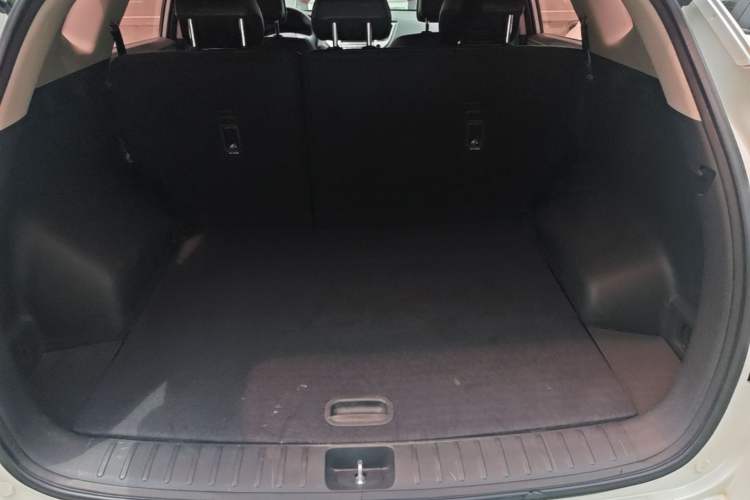 Used Hyundai Tucson 2015 1.6T Dual-Clutch Two-Wheel-Drive Smart Model Trunk