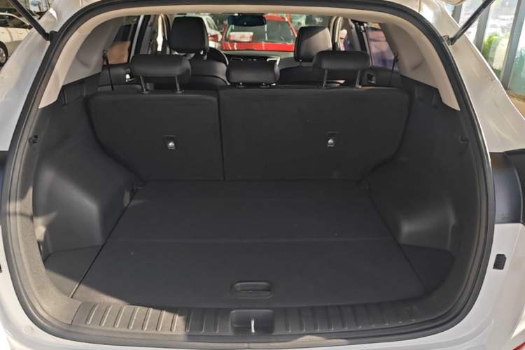 Used Hyundai Tucson 2015 1.6T Dual-Clutch Two-Wheel-Drive Smart Model Trunk