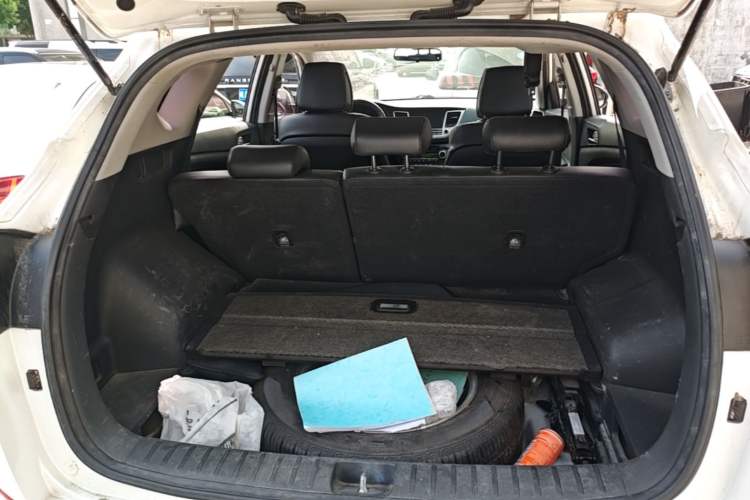 Used Hyundai Tucson 2015 1.6T Dual-Clutch Two-Wheel-Drive Smart Model Trunk