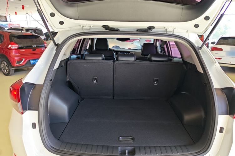 Used Hyundai Tucson 2015 1.6T Dual-Clutch Two-Wheel-Drive Smart Model Trunk