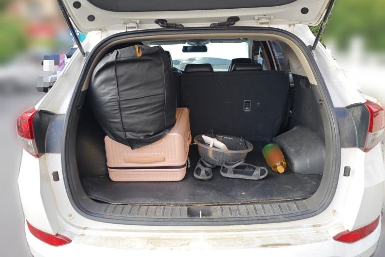 Used Hyundai Tucson 2015 1.6T Dual-Clutch Two-Wheel-Drive Smart Model Trunk