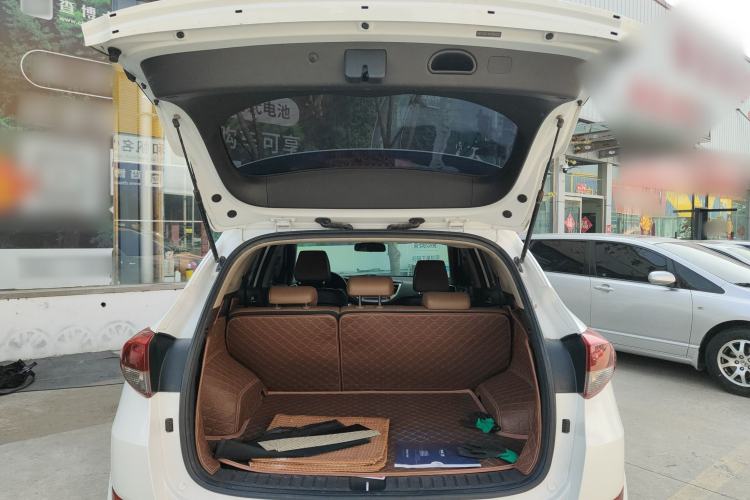 Used Hyundai Tucson 2015 1.6T Dual-Clutch Two-Wheel-Drive Smart Model Trunk
