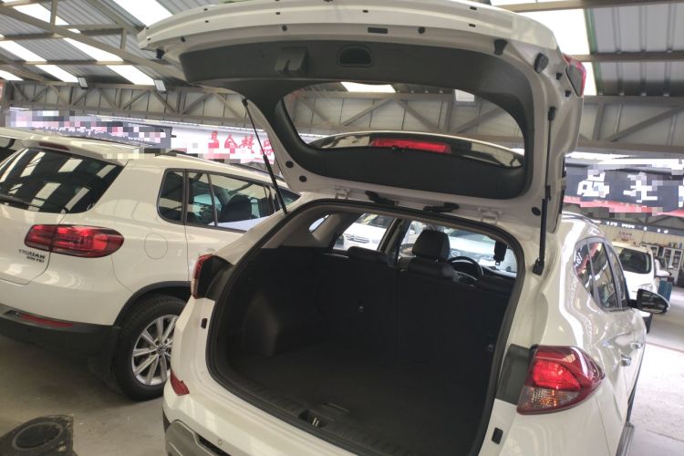 Used Hyundai Tucson 2015 1.6T Dual-Clutch Two-Wheel-Drive Smart Model Trunk
