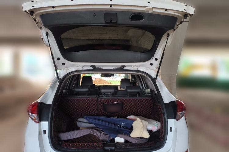 Used Hyundai Tucson 2015 1.6T Dual-Clutch Two-Wheel-Drive Smart Model Trunk