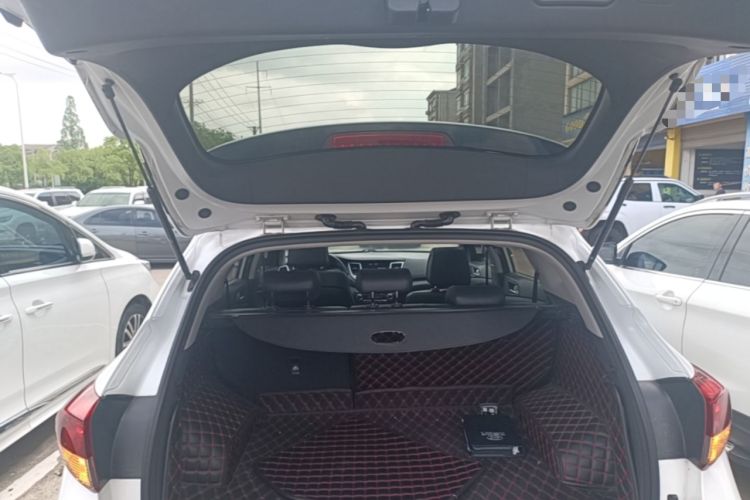 Used Hyundai Tucson 2015 1.6T Dual-Clutch Two-Wheel-Drive Smart Model Trunk