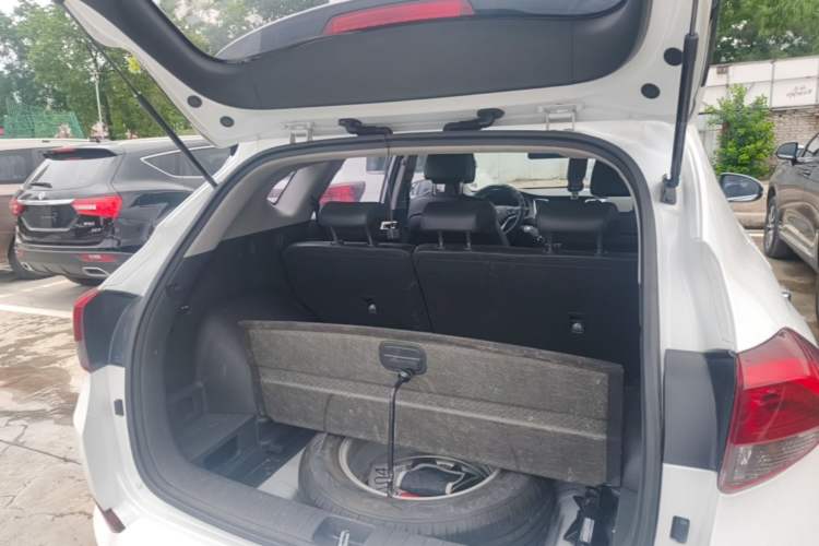 Used Hyundai Tucson 2015 1.6T Dual-Clutch Two-Wheel-Drive Smart Model Trunk