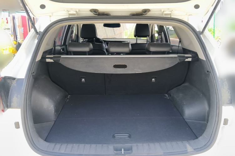 Used Hyundai Tucson 2015 1.6T Dual-Clutch Two-Wheel-Drive Smart Model Trunk