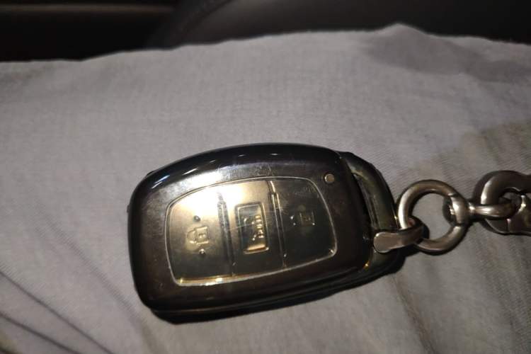 Used Hyundai Tucson 2015 1.6T Dual-Clutch Two-Wheel-Drive Smart Model Vehicle Key