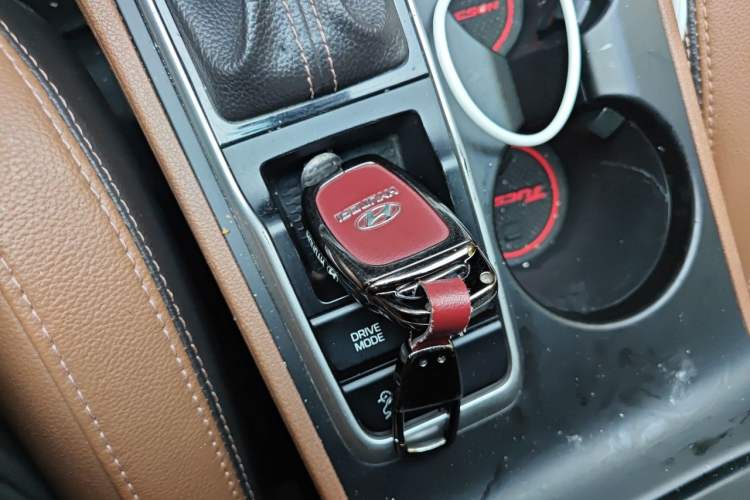 Used Hyundai Tucson 2015 1.6T Dual-Clutch Two-Wheel-Drive Smart Model Vehicle Key