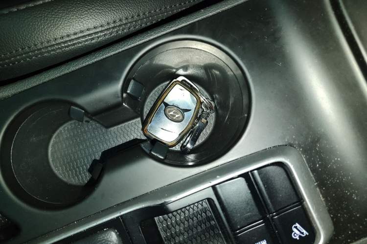 Used Hyundai Tucson 2015 1.6T Dual-Clutch Two-Wheel-Drive Smart Model Vehicle Key