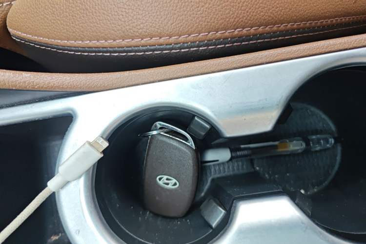 Used Hyundai Tucson 2015 1.6T Dual-Clutch Two-Wheel-Drive Leading Model Vehicle Key
