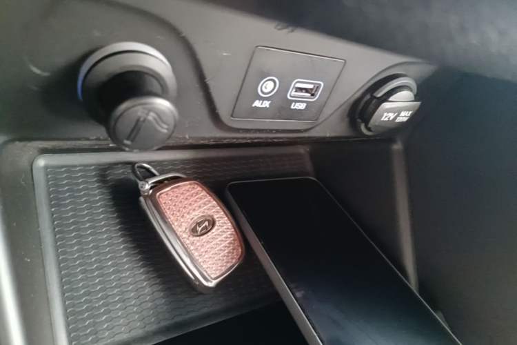 Used Hyundai Tucson 2015 1.6T Dual-Clutch Two-Wheel-Drive Smart Model Vehicle Key