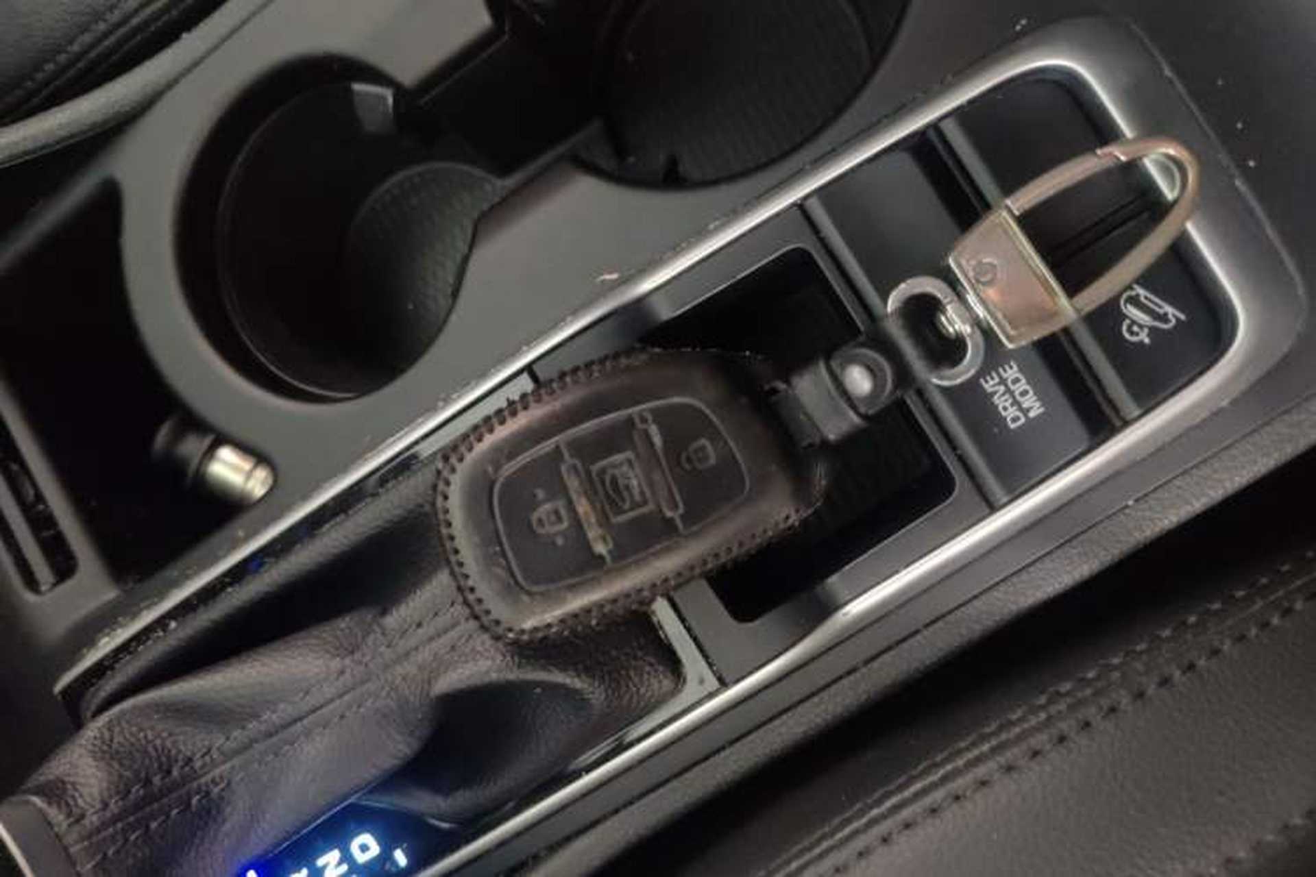 Used Hyundai Tucson 2015 1.6T Dual-Clutch Two-Wheel-Drive Smart Model Vehicle Key