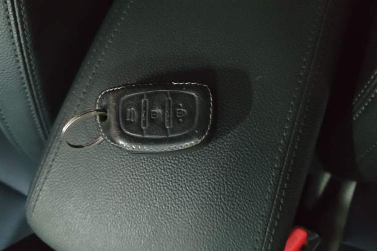 Used Hyundai Tucson 2015 2.0L Automatic Two-Wheel Drive Smart Version Vehicle Key