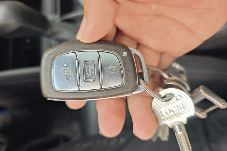 Used Hyundai Tucson 2015 1.6T Dual-Clutch Two-Wheel-Drive Smart Model Vehicle Key