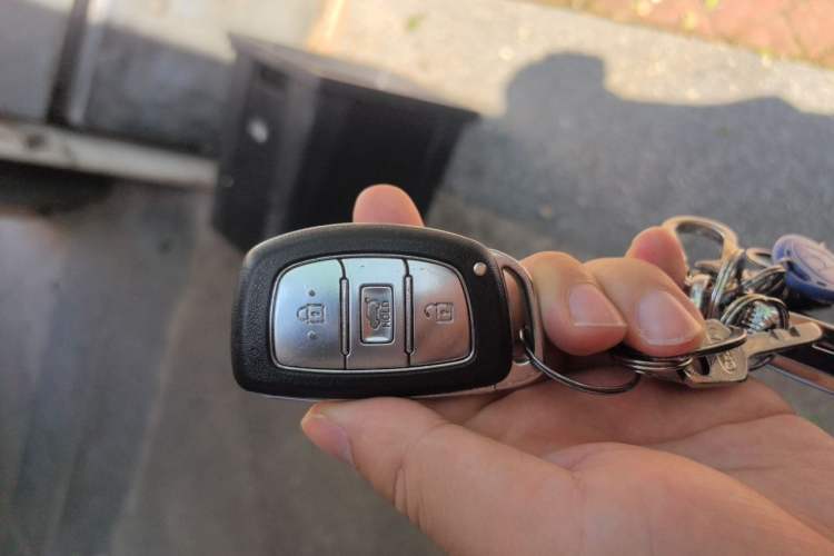 Used Hyundai Tucson 2015 1.6T Dual-Clutch Two-Wheel-Drive Smart Model Vehicle Key