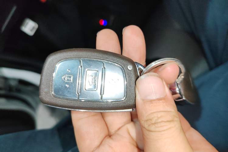 Used Hyundai Tucson 2015 1.6T Dual-Clutch Two-Wheel-Drive Smart Model Vehicle Key