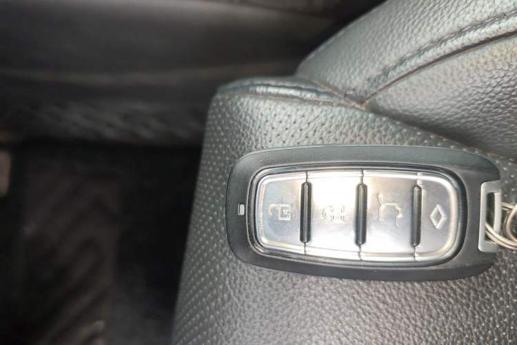 Used Hyundai Tucson 2015 1.6T Dual-Clutch Two-Wheel-Drive Smart Model Vehicle Key