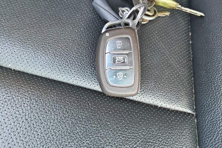 Used Hyundai Tucson 2015 1.6T Dual-Clutch Two-Wheel-Drive Smart Model Vehicle Key