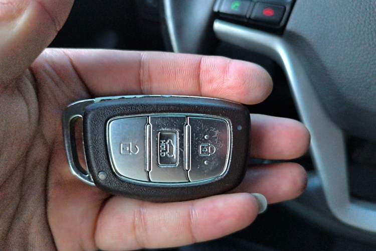 Used Hyundai Tucson 2015 1.6T Dual-Clutch Two-Wheel-Drive Smart Model Vehicle Key