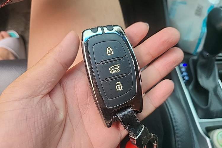 Used Hyundai Tucson 2015 1.6T Dual-Clutch Two-Wheel-Drive Smart Model Vehicle Key