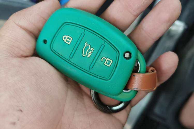Used Hyundai Tucson 2015 1.6T Dual-Clutch Two-Wheel-Drive Smart Model Vehicle Key