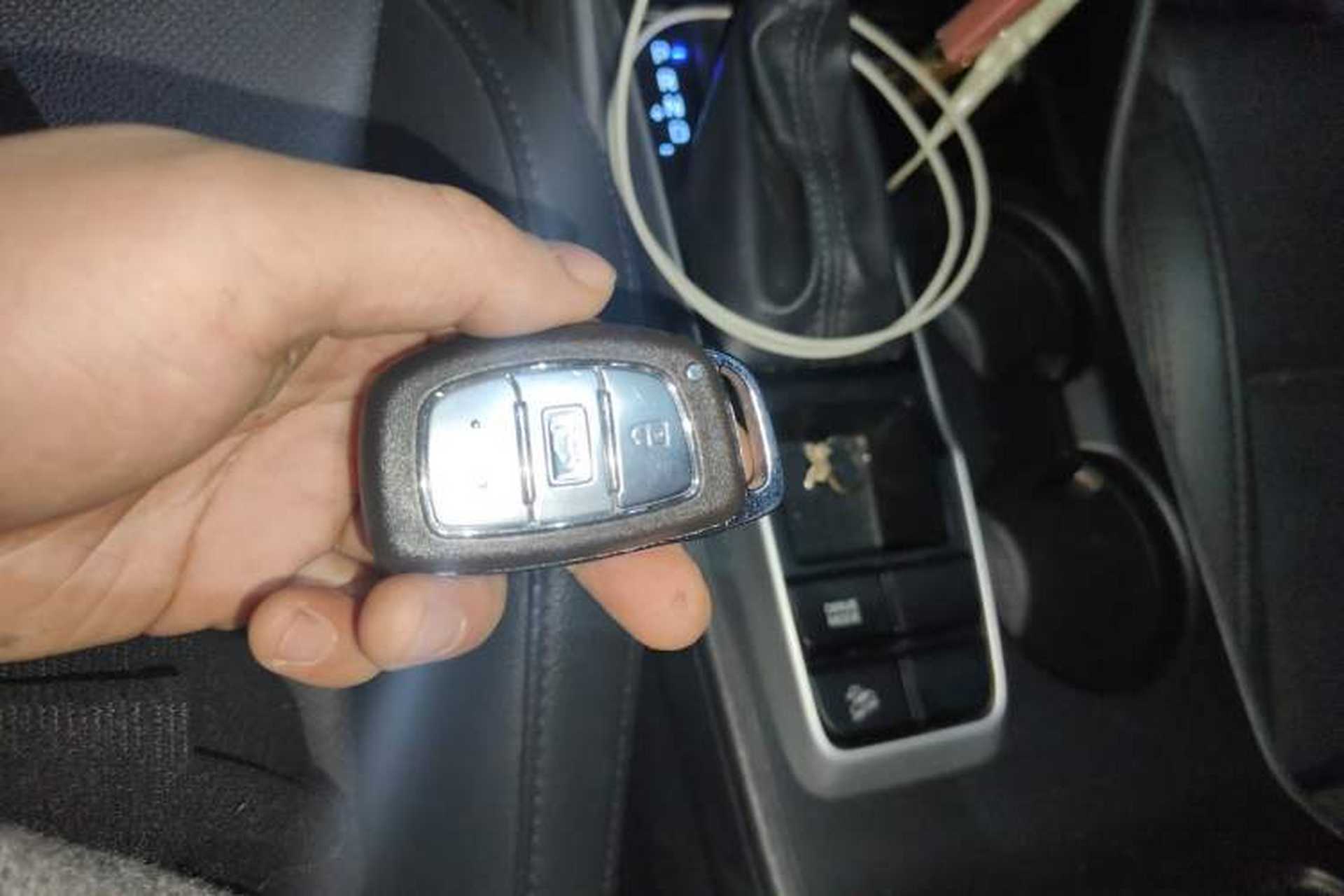 Used Hyundai Tucson 2015 1.6T Dual-Clutch Two-Wheel-Drive Smart Model Vehicle Key