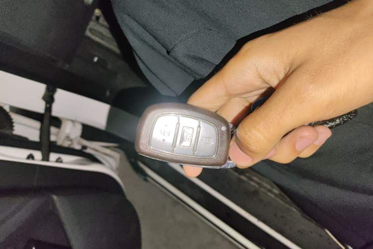 Used Hyundai Tucson 2015 1.6T Dual-Clutch Two-Wheel-Drive Smart Model Vehicle Key