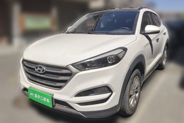 Used Hyundai Tucson 2015 2.0L Automatic Two-Wheel Drive Smart Version