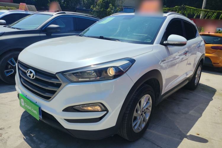 Used Hyundai Tucson 2015 1.6T Dual-Clutch Two-Wheel-Drive Smart Model Guazi used car, China used car export, Used car for sale, Used cars, Cheapest cars for sale